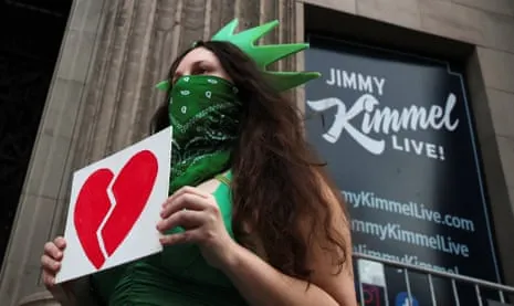 Trump Celebrates Kimmel Suspension as Broadcasters Substitute Show with Conservative Activist Memorial